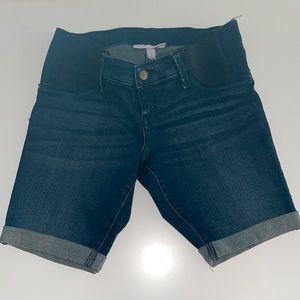 Isabel Maternity Bermuda Shorts Size 2